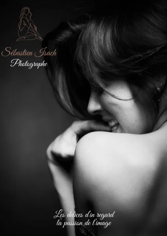 L’émotion vraie : pourquoi je privilégie les instants sincères en photographie boudoir, Lille, Les Délices d’un Regard